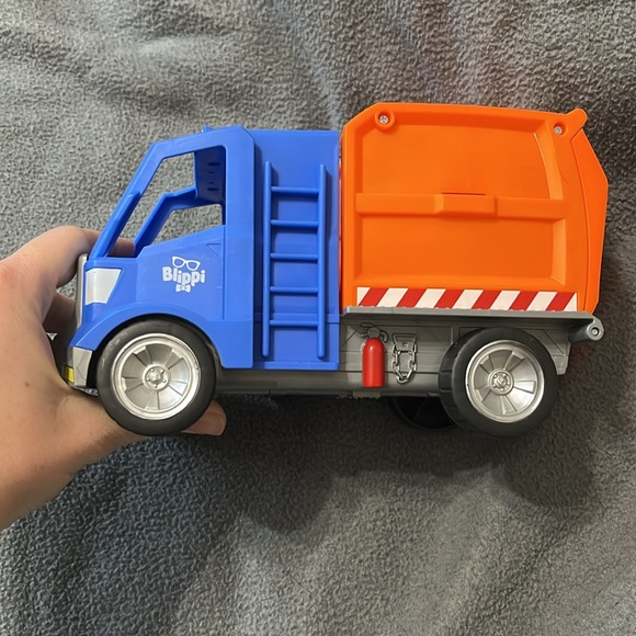 Jazwares Blippi Talking Recycling Truck Garbage Recycle 2020 Truck Only - Picture 6 of 6